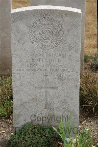 St. Sever Cemetery Extension Rouen - Elliott, R
