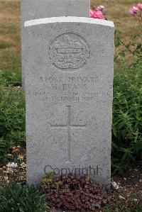 St. Sever Cemetery Extension Rouen - Evans, H