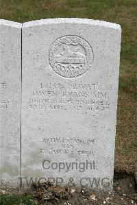 St. Sever Cemetery Extension Rouen - Evans, Owen