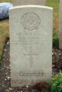 St. Sever Cemetery Extension Rouen - Everitt, Edward William