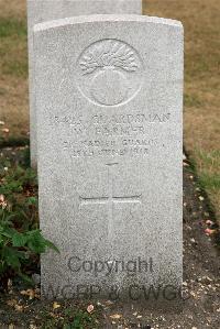 St. Sever Cemetery Extension Rouen - Farmer, W