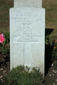 St. Sever Cemetery Extension Rouen - Farrant, M D