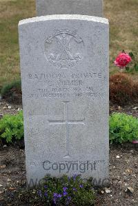 St. Sever Cemetery Extension Rouen - Filmer, Charlie