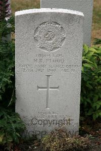 St. Sever Cemetery Extension Rouen - Flood, Harry Kiel