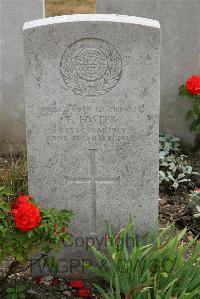 St. Sever Cemetery Extension Rouen - Foster, E