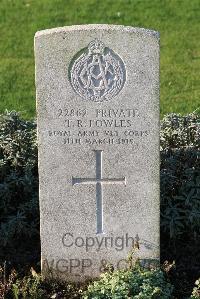 St. Sever Cemetery Extension Rouen - Fowles, T R