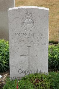 St. Sever Cemetery Extension Rouen - Fowlston, Gordon Russell