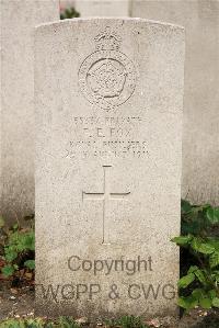 St. Sever Cemetery Extension Rouen - Fox, F E