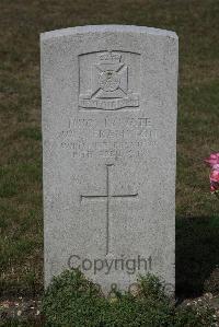 St. Sever Cemetery Extension Rouen - Frampton, W J