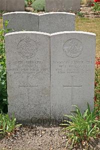 St. Sever Cemetery Extension Rouen - Francis, L