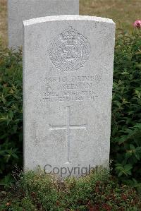 St. Sever Cemetery Extension Rouen - Freeman, A