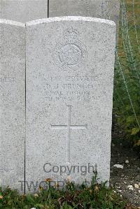 St. Sever Cemetery Extension Rouen - French, D J