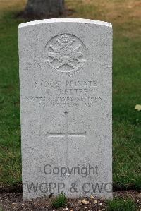 St. Sever Cemetery Extension Rouen - Fretter, H