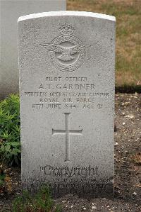 St. Sever Cemetery Extension Rouen - Gardner, Alan Toulson