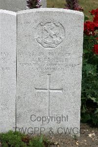 St. Sever Cemetery Extension Rouen - Glazier, A E