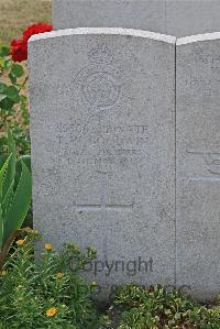 St. Sever Cemetery Extension Rouen - Goodwin, T W