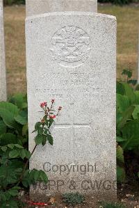 St. Sever Cemetery Extension Rouen - Grainger, J E