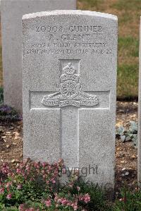 St. Sever Cemetery Extension Rouen - Grant, A