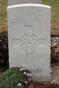 St. Sever Cemetery Extension Rouen - Graves, Horace Jocelyn