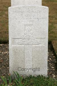 St. Sever Cemetery Extension Rouen - Green, F