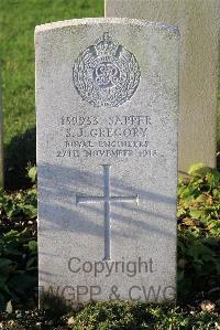 St. Sever Cemetery Extension Rouen - Gregory, S J