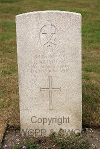 St. Sever Cemetery Extension Rouen - Grindlay, James