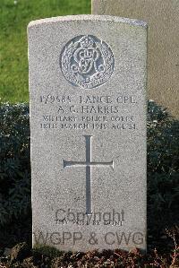 St. Sever Cemetery Extension Rouen - Harris, A J