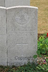St. Sever Cemetery Extension Rouen - Harwood, George William