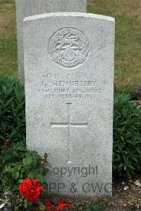 St. Sever Cemetery Extension Rouen - Hennessey, G