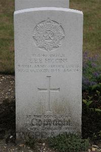 St. Sever Cemetery Extension Rouen - Higgins, Ernest Edward Erol