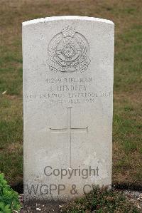 St. Sever Cemetery Extension Rouen - Hindley, J