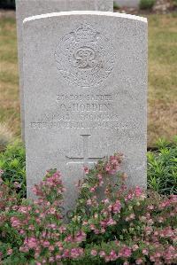 St. Sever Cemetery Extension Rouen - Hobden, O
