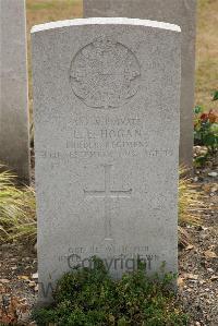 St. Sever Cemetery Extension Rouen - Hogan, Cyril Elwett