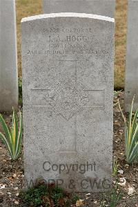 St. Sever Cemetery Extension Rouen - Hogg, James