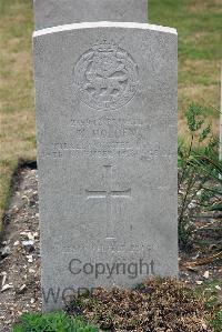 St. Sever Cemetery Extension Rouen - Holden, R