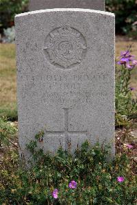 St. Sever Cemetery Extension Rouen - Holt, F