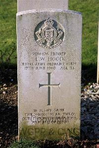 St. Sever Cemetery Extension Rouen - Hood, Lambert William