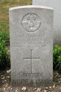 St. Sever Cemetery Extension Rouen - Hooker, S J W A