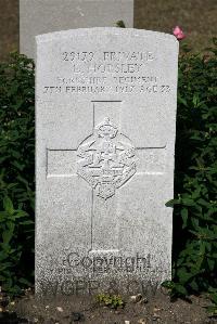St. Sever Cemetery Extension Rouen - Horsley, E