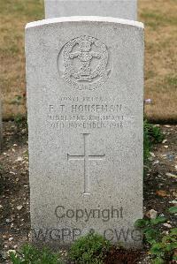 St. Sever Cemetery Extension Rouen - Houseman, F T