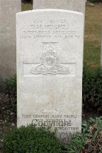 St. Sever Cemetery Extension Rouen - Hughes, T V