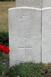 St. Sever Cemetery Extension Rouen - Hume, J