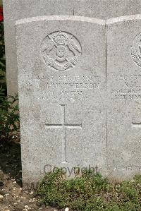 St. Sever Cemetery Extension Rouen - Humpherson, W R