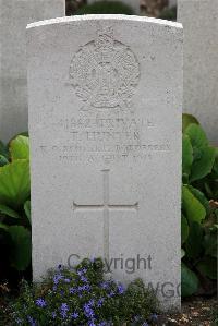 St. Sever Cemetery Extension Rouen - Hunter, T