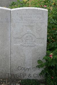 St. Sever Cemetery Extension Rouen - Johnson, G