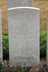 St. Sever Cemetery Extension Rouen - Johnson, Richard Llewelyn