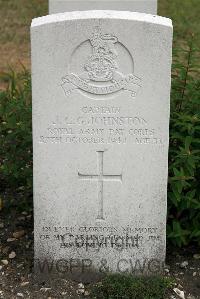 St. Sever Cemetery Extension Rouen - Johnston, James Cameron Gordon