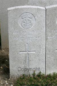 St. Sever Cemetery Extension Rouen - Jones, D