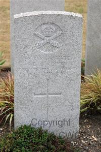 St. Sever Cemetery Extension Rouen - Jones, Edwin Lewis