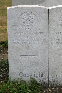 St. Sever Cemetery Extension Rouen - Jones, E